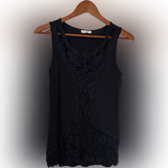 Maurice’s Black Tank with Lace Detail - Picture 1 of 3